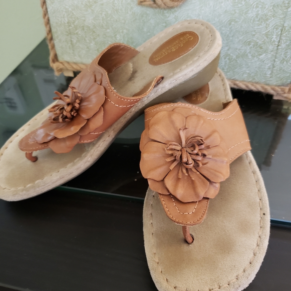 Croft and Barrow sole sense ability sandals
